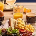 ホテル Ibis Ferrand Montferrand クレルモン・フェラン
