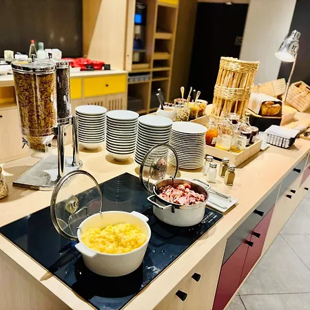 Ibis Ferrand Montferrand 3*