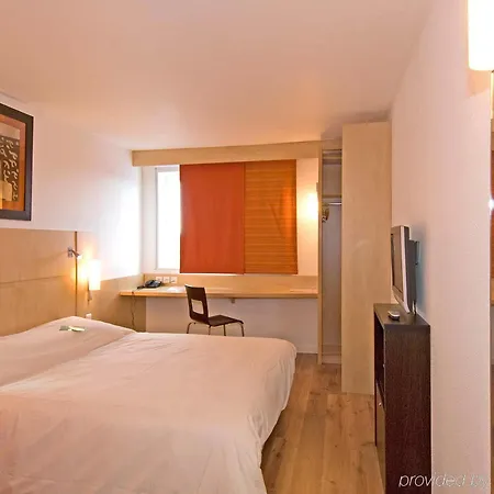 Ξενοδοχείο Ibis Ferrand Montferrand 3*