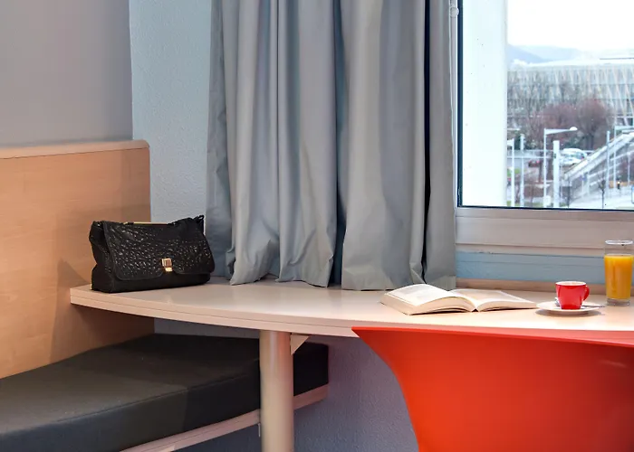 Ibis Ferrand Montferrand מלון 3*